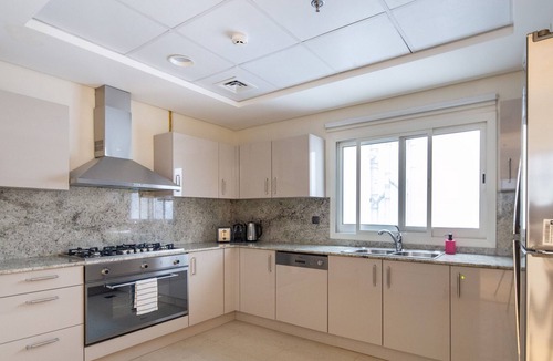 Trade Centre 1 Apartment | Stunning 3BR With Study in Downtown Dubai