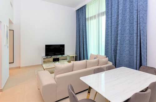 Bur Dubai Apartment | Stunning Downtown Views with Dubai Mall access