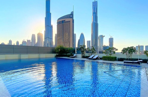 Bur Dubai Apartment | Stunning Downtown Views with Dubai Mall access