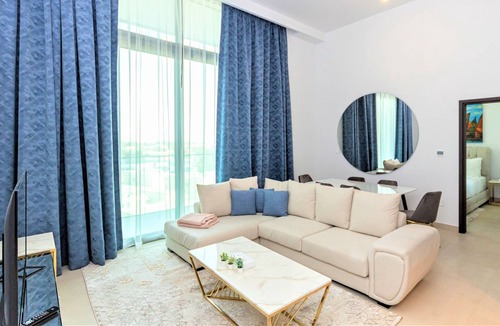 Bur Dubai Apartment | Stunning Downtown Views with Dubai Mall access