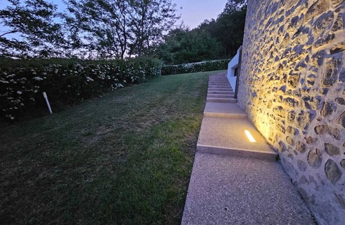 Carunchio Villa | Stunning Farmhouse with a Pool -June Sale
