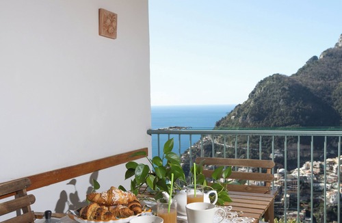 Montepertuso Apartment | Stunning home with private parking included and views of Positano