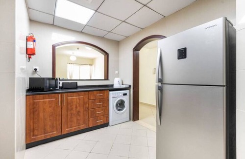 Jumeirah Lake Towers Apartment | Stunning Lake Views 2BR near Metro stn, Dubai Marina & JBR