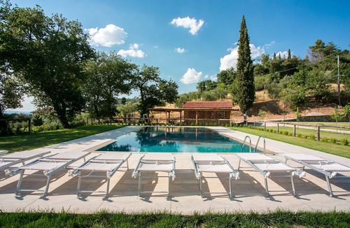 Montecchio Villa | Stunning private villa with WIFI, private pool, A/C, TV, patio and panoramic view, close to Cort.