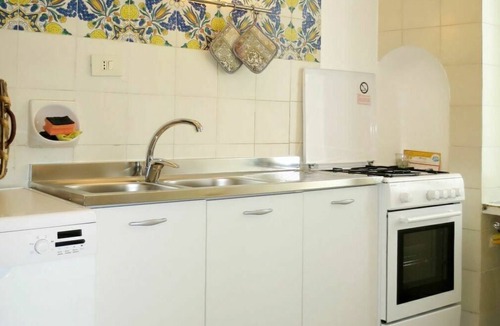 Selvacava House | Stunning private villa for 7 guests with WIFI, A/C, TV, terrace and pets allowed