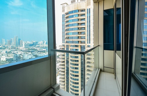 Dubai Apartment | Stunning Sea View 2BR with Sofabed | Nr JBR Beach and Tram - HEI