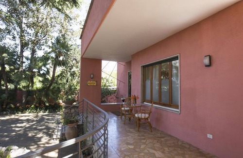 Sorrento City Centre Apartment | Stunning studio for 2 plus one guest at Villa Rosa Sorrento