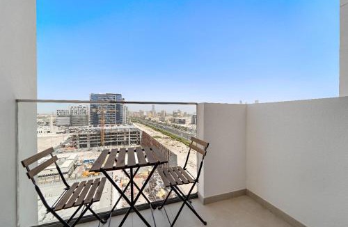 Jadaf Apartment | Stunning Studio w Pool & Gym