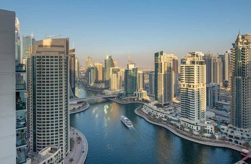 Dubai Marina Apartment | Stylish 1BR Apt in Marina with Breathtaking Views