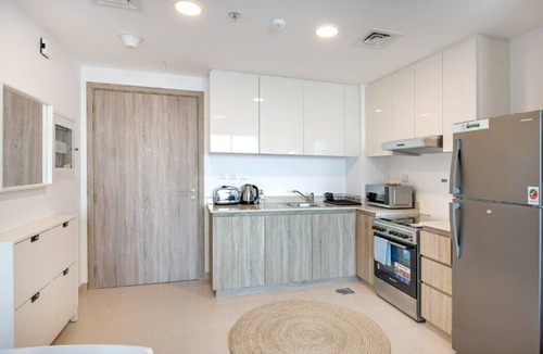 Dubai Apartment | Stylish 1BR Near Town Square - Sleeps 4 Guests!