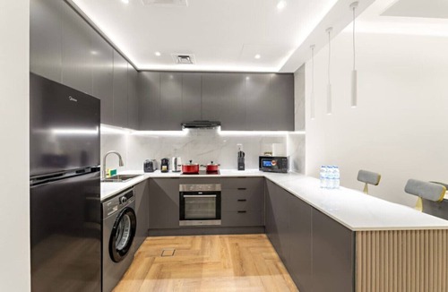 Dubai Media City Apartment | Stylish 1BR with Balcony | Near Marina Mall, Pool & Free Parking