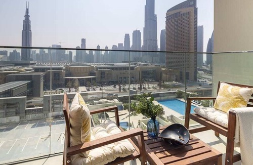 Bur Dubai Apartment | Stylish 2BR Apt with Iconic Burj Khalifa Views!
