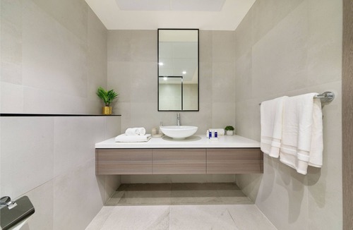 Trade Center Apartment | Stylish 2BR close to Dubai Future Museum & DIFC