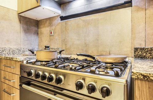 Discovery Gardens House | Stylish 4BR Family Villa – Easy Access to Dubai Marina & Expo City