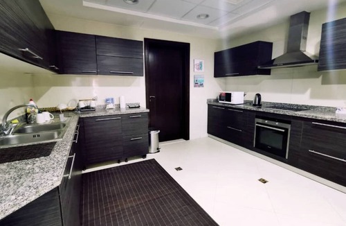 Umm Suqeim 3 Apartment | Stylish and spacious 3BR apartment - best for you