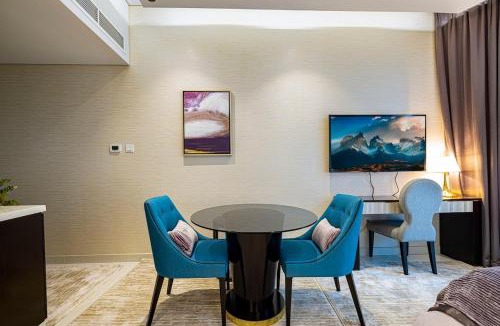 Al Quoz Apartment | Stylish Studio in Heart Downtown Next Dubai Mall