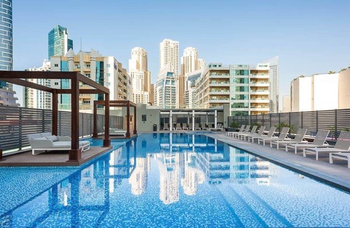 Dubai Marina Apartment | Stylish Studio with Marina & Sea Views!