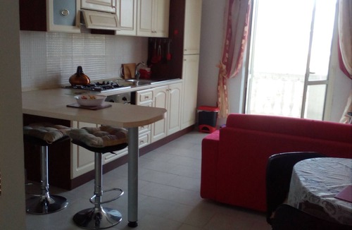 Stignano Mare Apartment | Sunny Seaside Escape in Caulonia