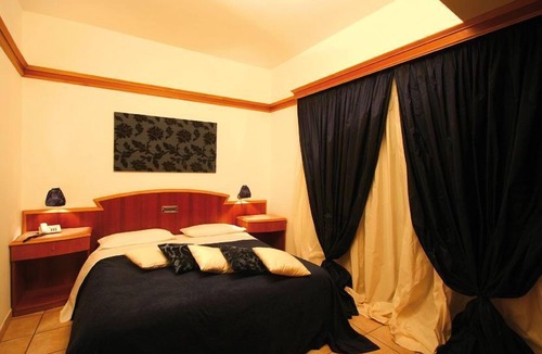 Ricadi Hotel | Sunshine Hotel & Spa