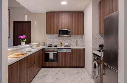 Dubai Media City House | Superior Duplex Apartment Near Mina Seyahi Beach