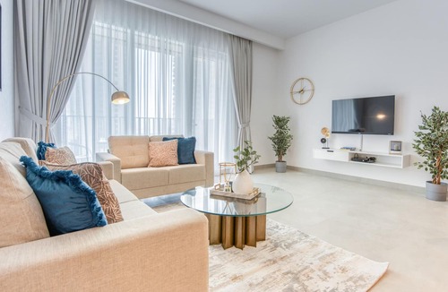 Dubai Festival City Apartment | Surreal 2BR Apartment at Creek Horizon Tower 1 by Deluxe Holiday Homes