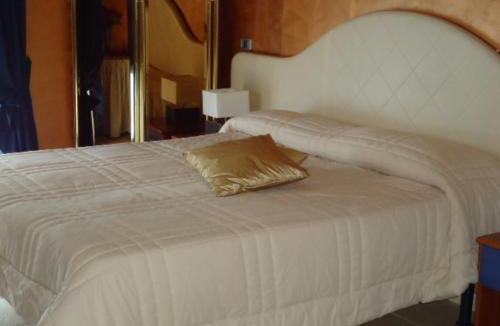 Casapulla Hotel | Tea Palace Hotel