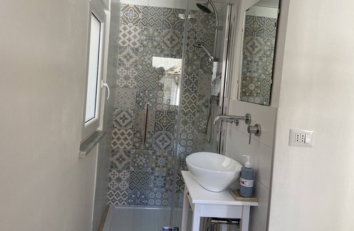 Vibo Valentia Apartment | Terravecchia Grey House
