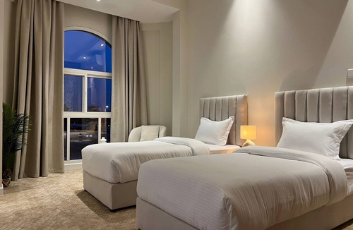 Al Wasl Villa | Terrific bedroom villa in Dubai - Female Only