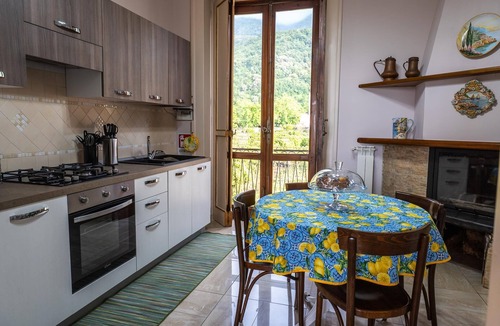 Angri Apartment | The Baroness’s Apartment – Noble Charm and Stunning Vesuvius View