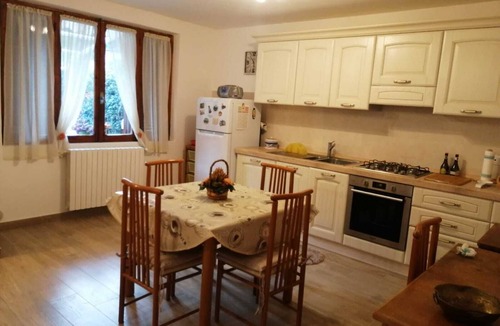 Introdacqua Apartment | The cottage in Capolaia
