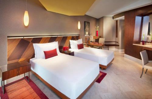 Garhoud Hotel | The Creekside Hotel, Dubai - an Accor Hotel