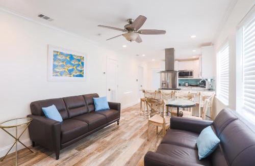 Key West House | The GUAVA DUFF - Beautiful KW home with space to chill & lots of FREE PARKING!