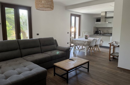 Passignano sul Trasimeno Apartment | The house of roses