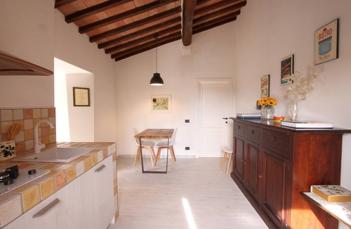 Monticchiello Apartment | The house in the village - Angelica apartment - Vald'Orcia