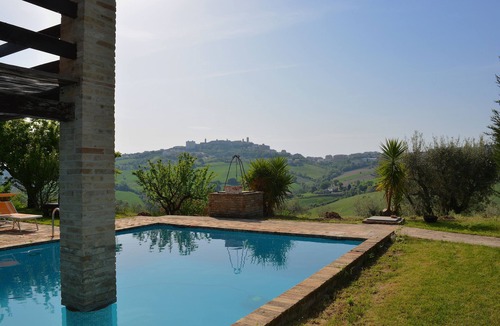 Montegranaro Villa | The house in the vineyard RIO MAGGIO