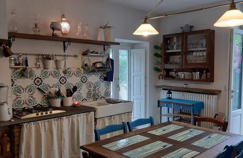 Pucara House | The moon and the Fox - Life in the countryside, trekking, the blue sea.
