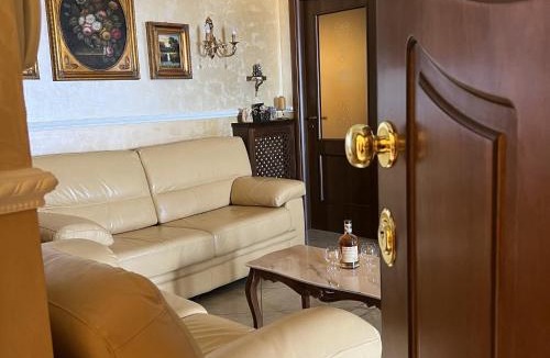 Pizzo Apartment | The Old Fashioned House