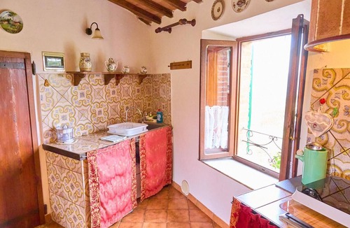 Casciano di Murlo Apartment | The Red Woodpecker