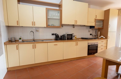 Old Town Apartment | The window on Perugia