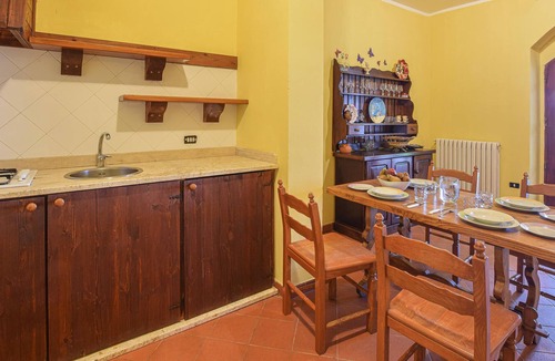 Drapia Apartment | This spacious and well distributed vacation apartment offers you and your family a view of the Tyrrh