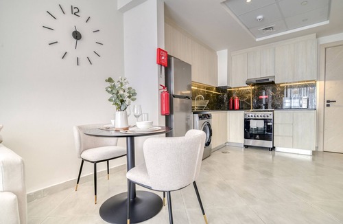 Jadaf Apartment | Timeless 1BR at Binghatti Avenue Al Jaddaf by Deluxe Holiday Homes