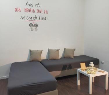 Historical Center Apartment | TOLEDO HOUSE Piazza Carita' entralissimo