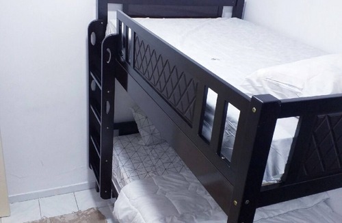 Al Qusais Bed & Breakfast | Tranquil 2-bedroom hostel in brilliant Dubai with AC, WiFinSafe and clean.