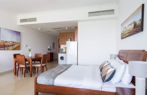 Jumeirah Lake Towers Apartment | Tranquil Studio in JLT with Lovely Views!