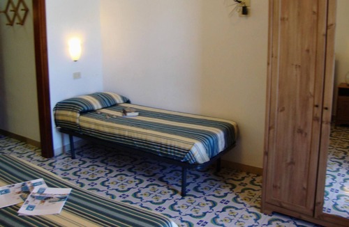 Sant'Angelo House | Tripla ST-Triple room-Ensuite with Shower