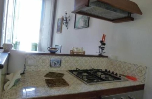 Tropea Apartment | Tropea, air-conditioned apartment in 1600s noble palace