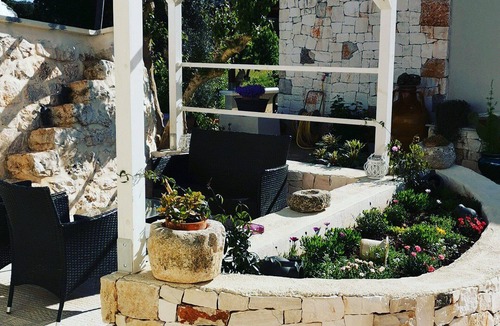 Ceglie Messapica House | TRULLO MADIA With SHARED JACUZZI for a memorable stay in nature and relax