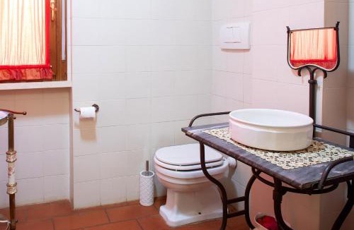 Ponte Buriano Villa | Tuscany House Villa Lia