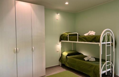 Paola Apartment | Twin Green