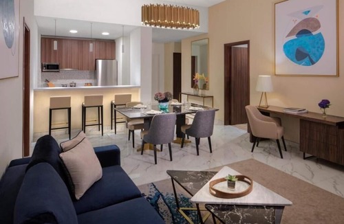 Dubai Media City House | Two Bedroom Apartment Near Mina Seyahi Beach